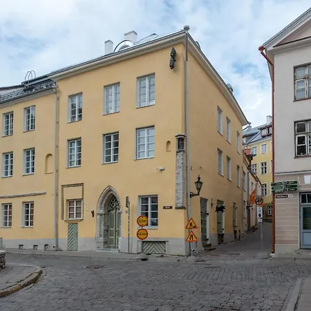 Lägenhet Dream - Historical 3-bedroom With Sauna & Fireplace