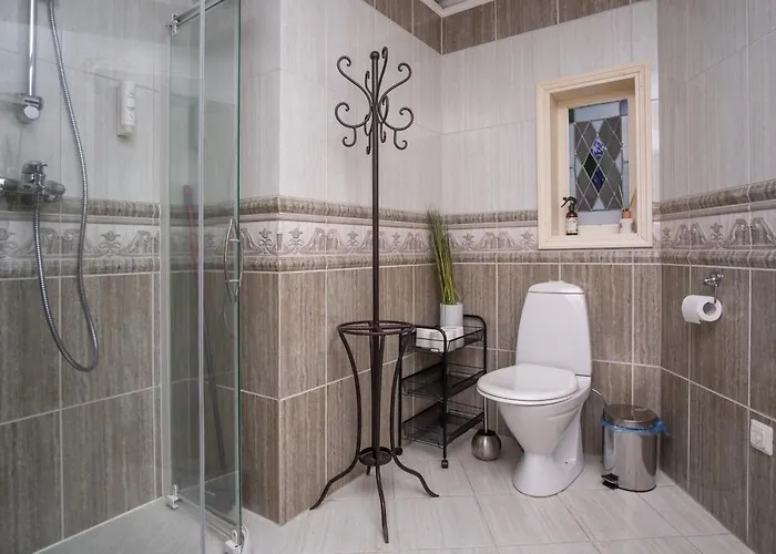 Dream - Historical 3-bedroom With Sauna